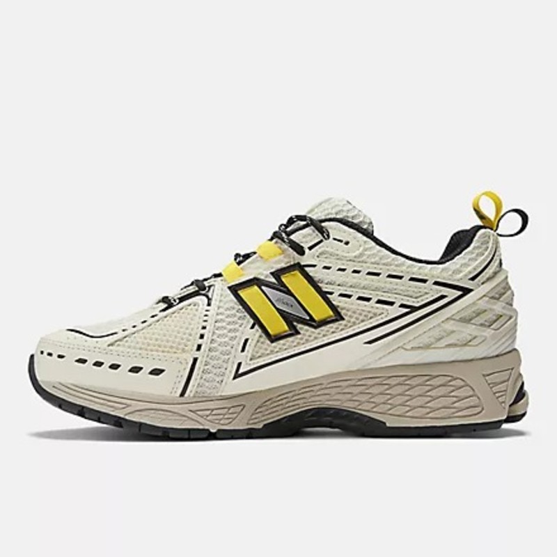 GANNI x New Balance 1906R "Egret" | M1906RGG