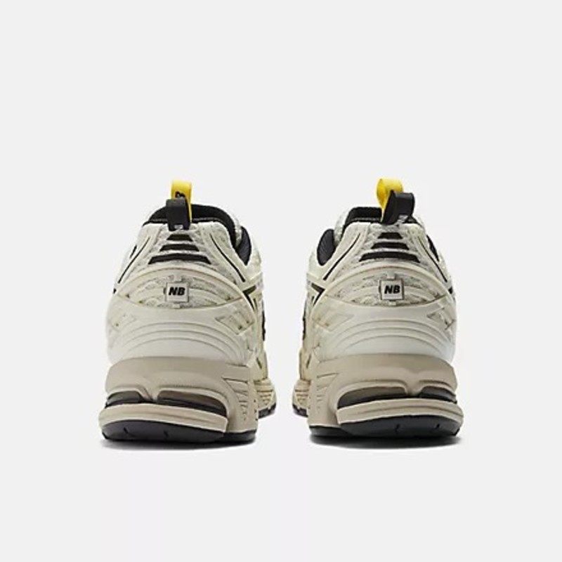 GANNI x New Balance 1906R "Egret" | M1906RGG