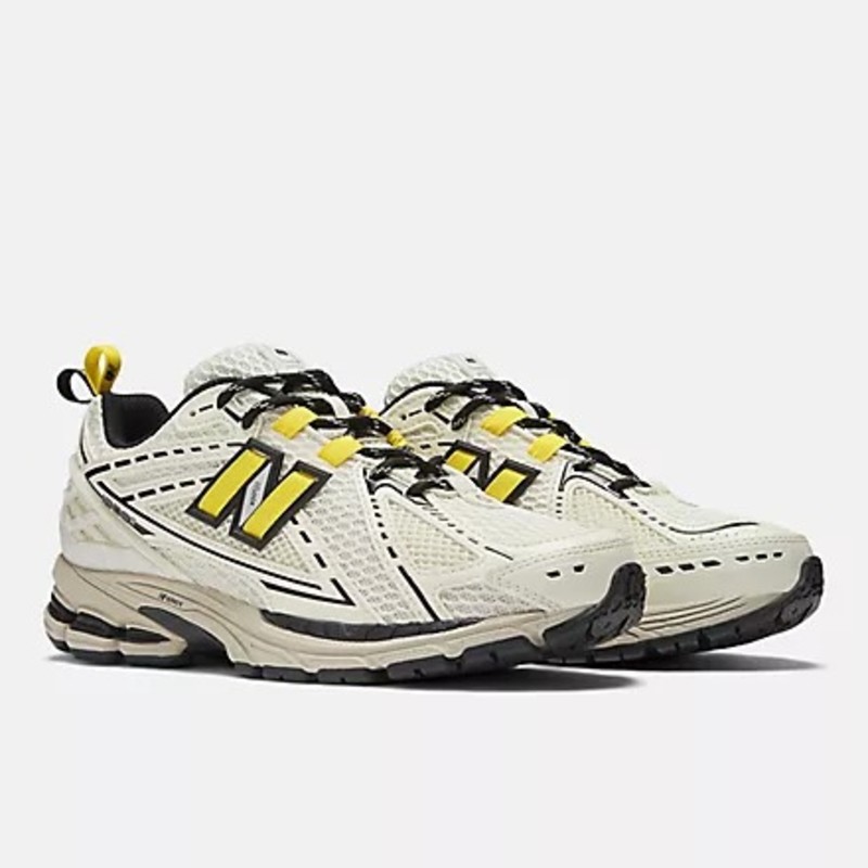 GANNI x New Balance 1906R "Egret" | M1906RGG