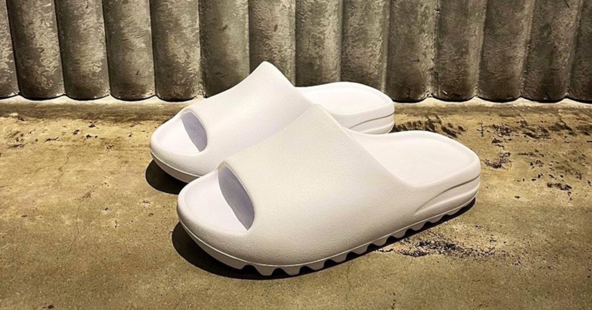 The Unreleased adidas Yeezy Slide "White Salt" Focuses on Minimalism