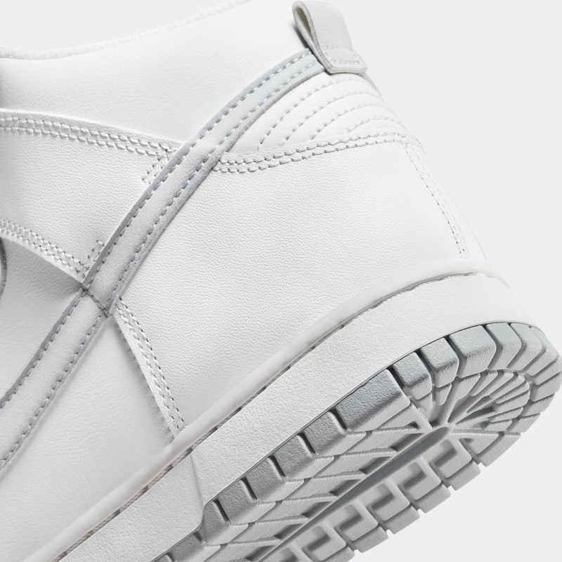 Nike Dunk High "Airbrush Swoosh - White" | FD6922-100