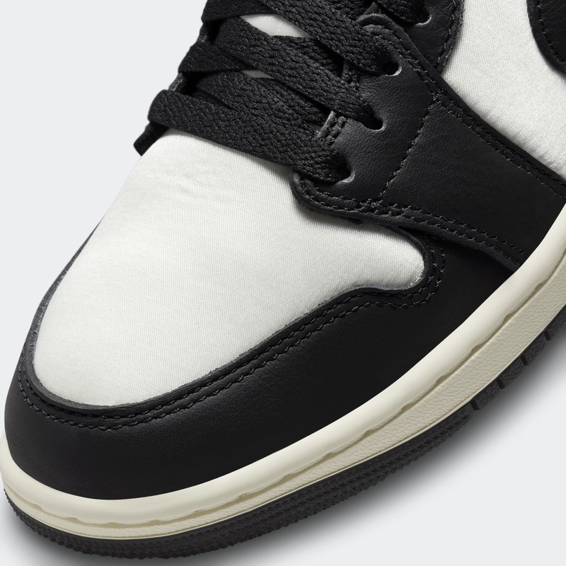 Air Jordan 1 Low "Vintage Panda" | FB9893-101