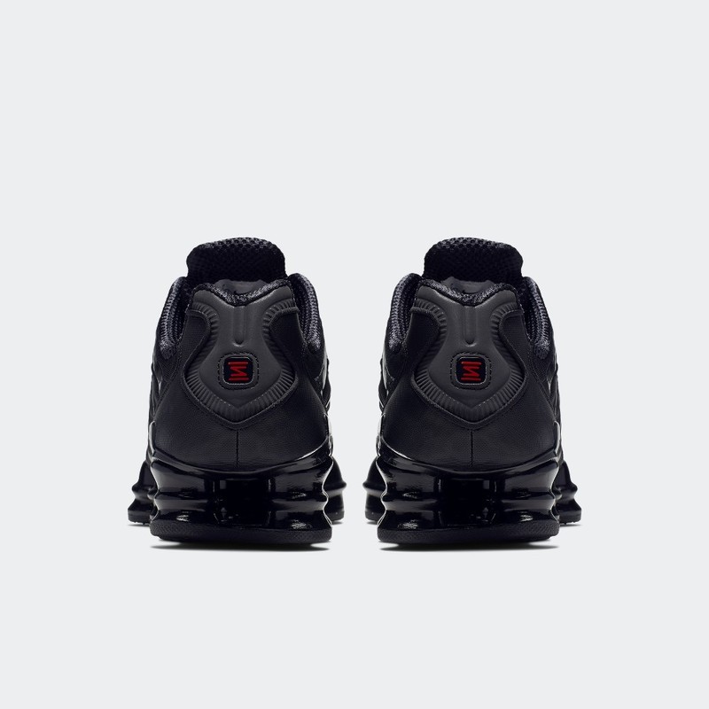 Nike Shox TL "Triple Black" | AR3566-002
