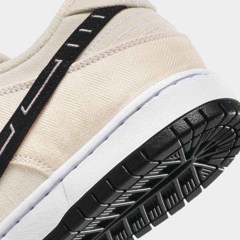 Albino & Preto x Nike SB Dunk Low "Fossil" | FD2627-200