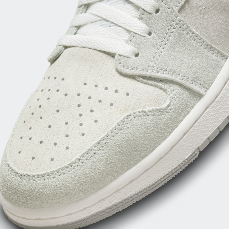 Air Jordan 1 High Zoom CMFT 2 "Particle Grey" | DV1307-101