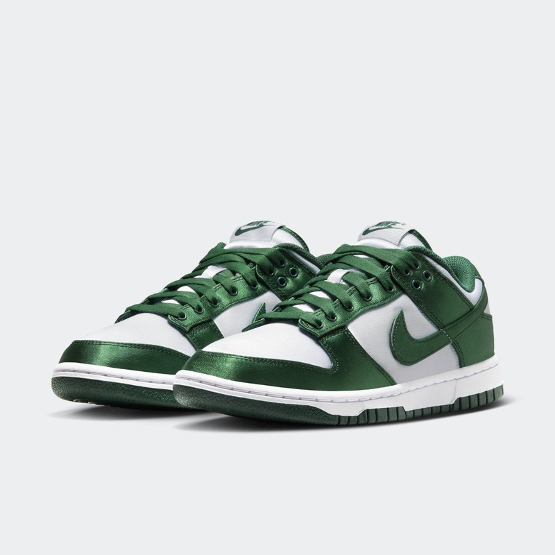 Nike Dunk Low "Satin Green" | DX5931-100
