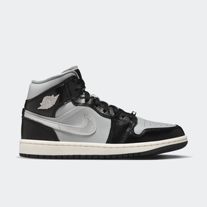 Air Jordan 1 Mid SE "Black Chrome" | FB9892-002