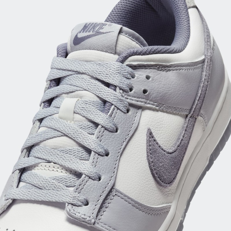 Nike Dunk Low "Light Carbon" | FJ4188-100
