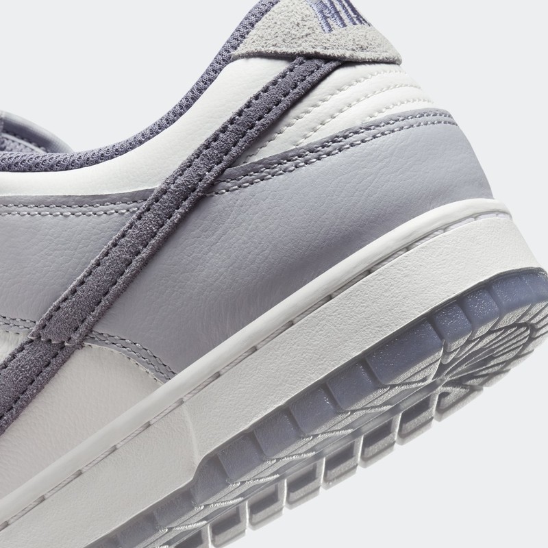 Nike Dunk Low "Light Carbon" | FJ4188-100