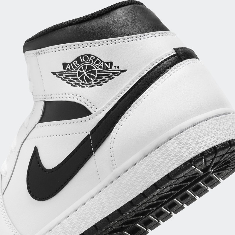 Air Jordan 1 Mid "White/Black" | DQ8426-132