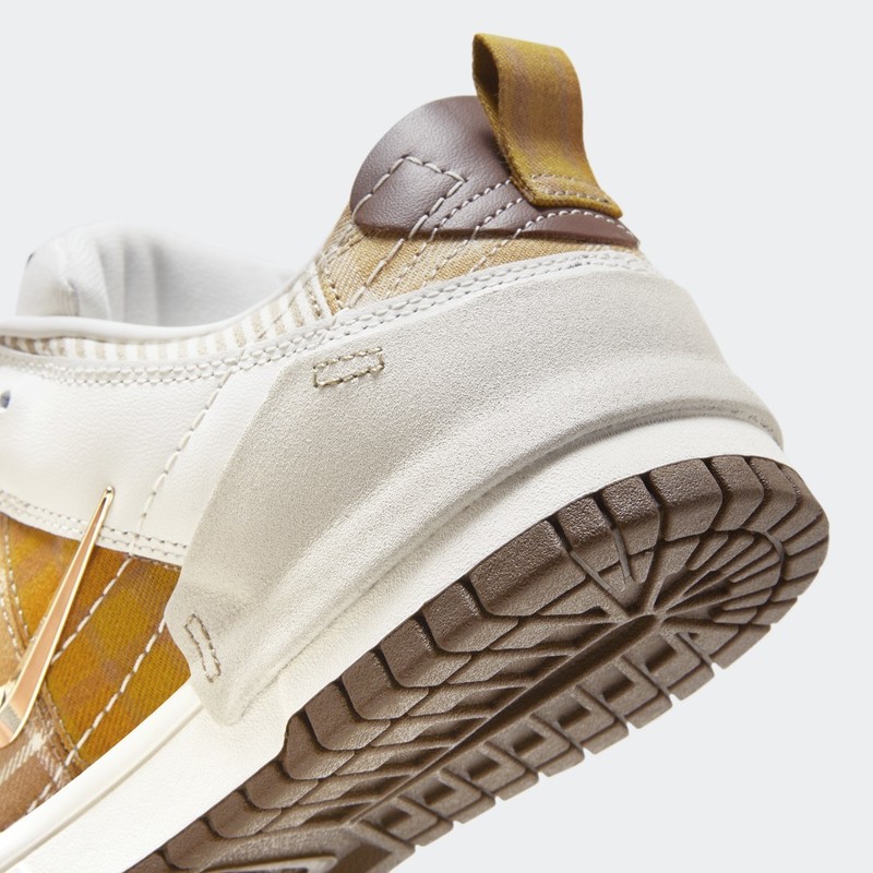 Nike Dunk Low Disrupt 2 "Plaid" | FV3640-071