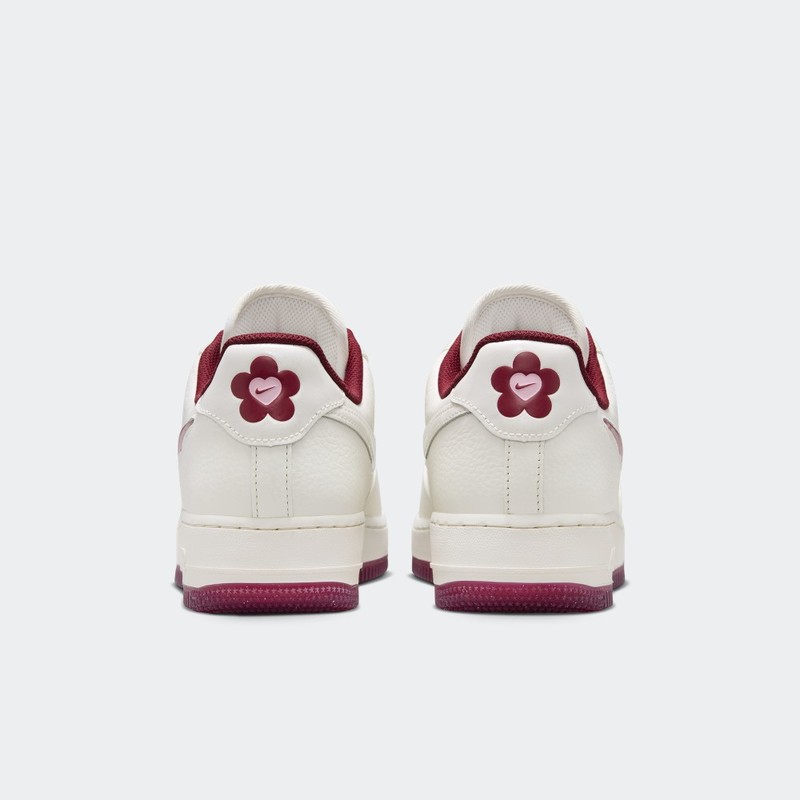 Nike Air Force 1 Low "Valentines Day" (2024) | FZ5068-161