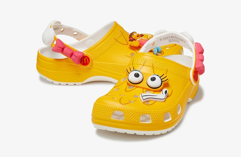 McDonald's x Crocs Classic Clog "Birdie" | 208696-730 McDonald's x Crocs Classic Clog "Birdie" | 208696-730