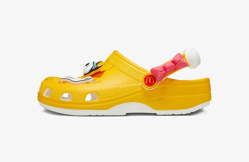 McDonald's x Crocs Classic Clog "Birdie" | 208696-730 McDonald's x Crocs Classic Clog "Birdie" | 208696-730