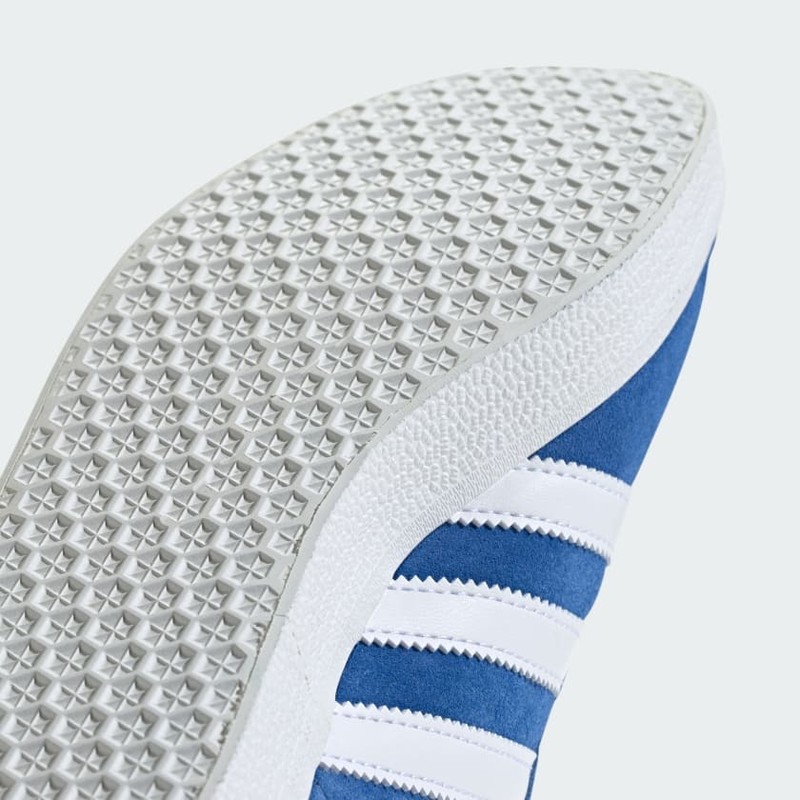 Leeds United x adidas Gazelle "Blue/White" | IE8497