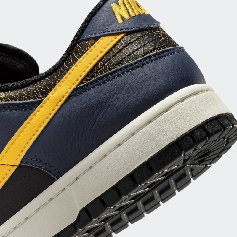 Nike Dunk Low "Vintage Michigan" | FZ4014-010