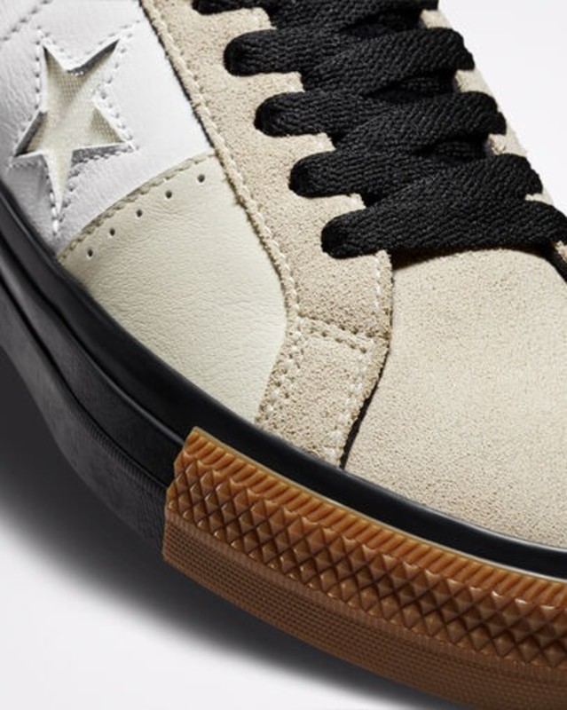 Carhartt WIP x Converse One Star Pro "Gum Honey" | 172551C