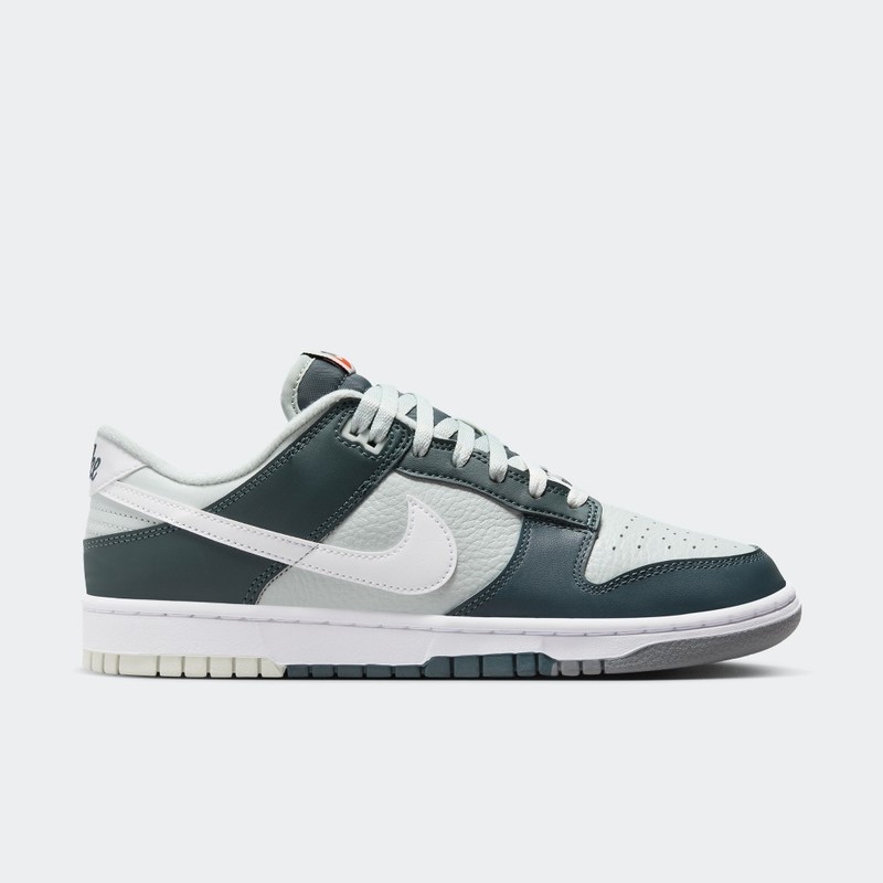 Nike Dunk Low PRM "Deep Jungle" | FB8896-300