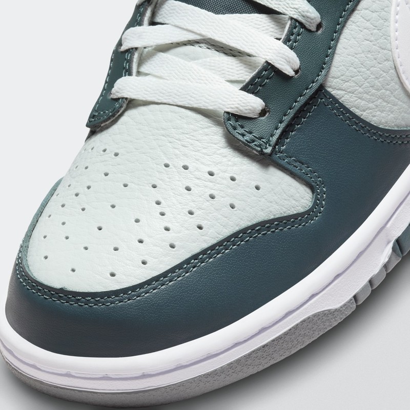 Nike Dunk Low PRM "Deep Jungle" | FB8896-300
