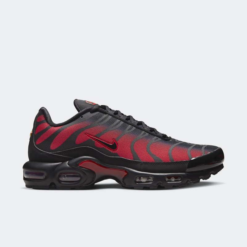 Nike Air Max Plus "Bred Reflective" | DZ4507-600