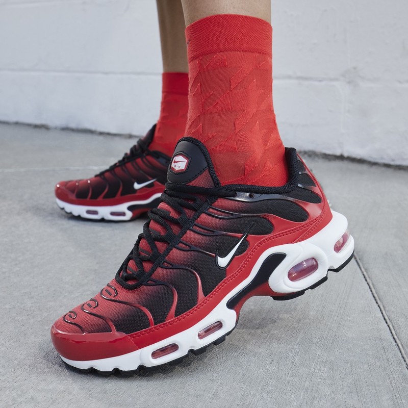 Nike Air Max Plus "University Red" | FV0950-600
