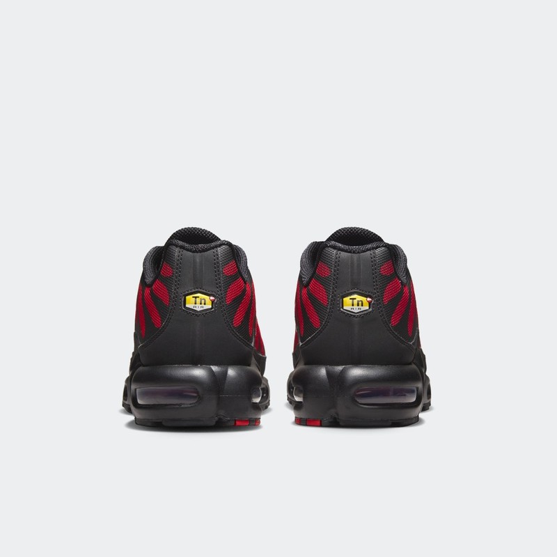 Nike Air Max Plus "Bred Reflective" | DZ4507-600