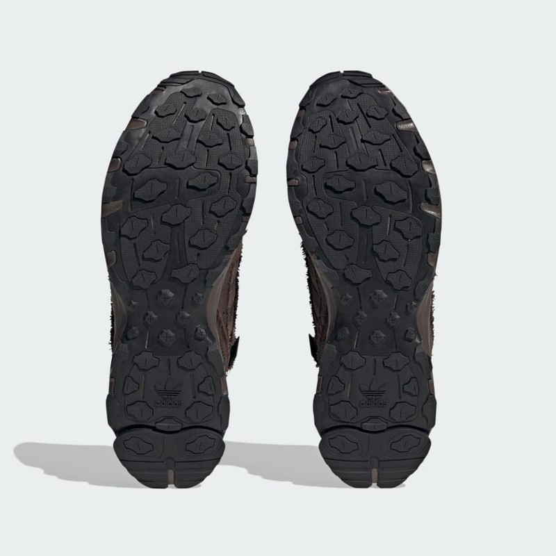 SFTM x adidas Shadowturf | ID4819