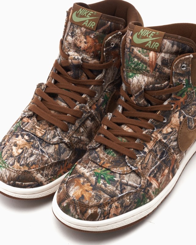 Jordan Air Ship PE SP "Realtree Camo" | FD1324-900