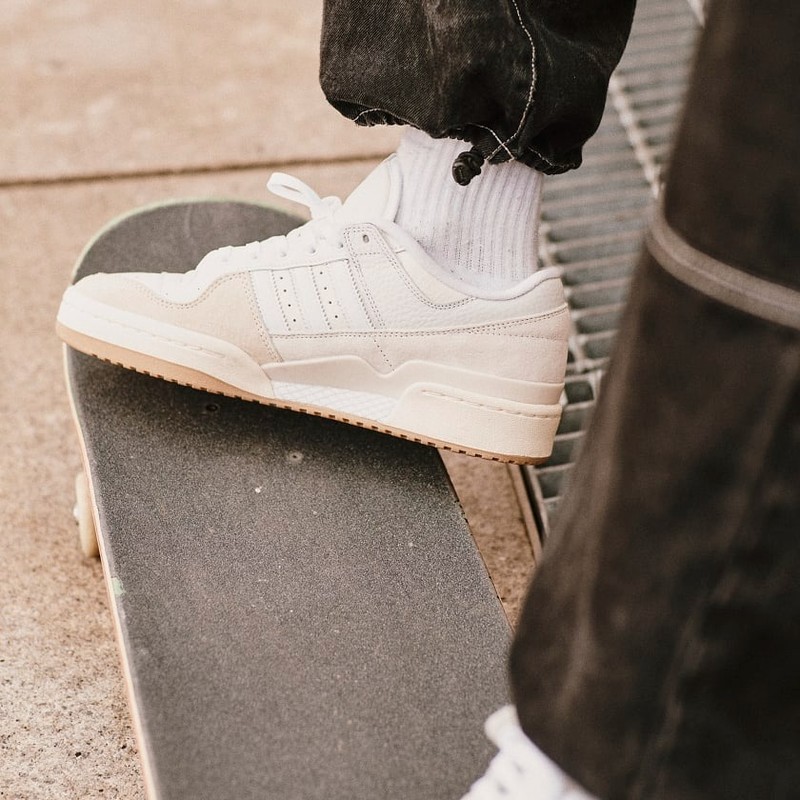 adidas Forum 84 Low ADV "Chalk White" | FY7998