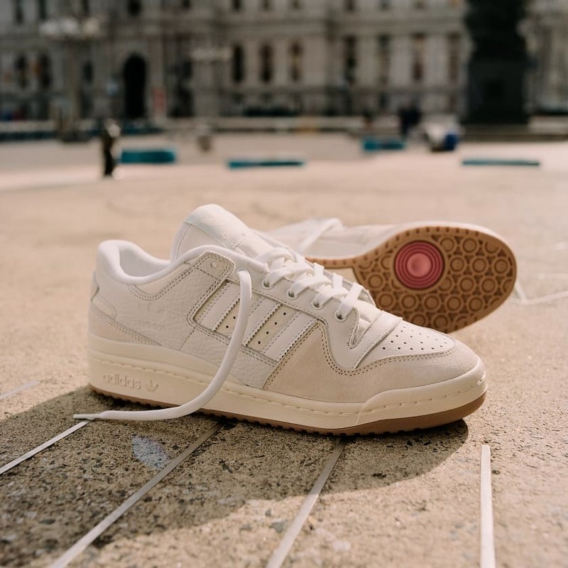 adidas Forum 84 Low ADV "Chalk White" | FY7998 adidas Forum 84 Low ADV "Chalk White" | FY7998