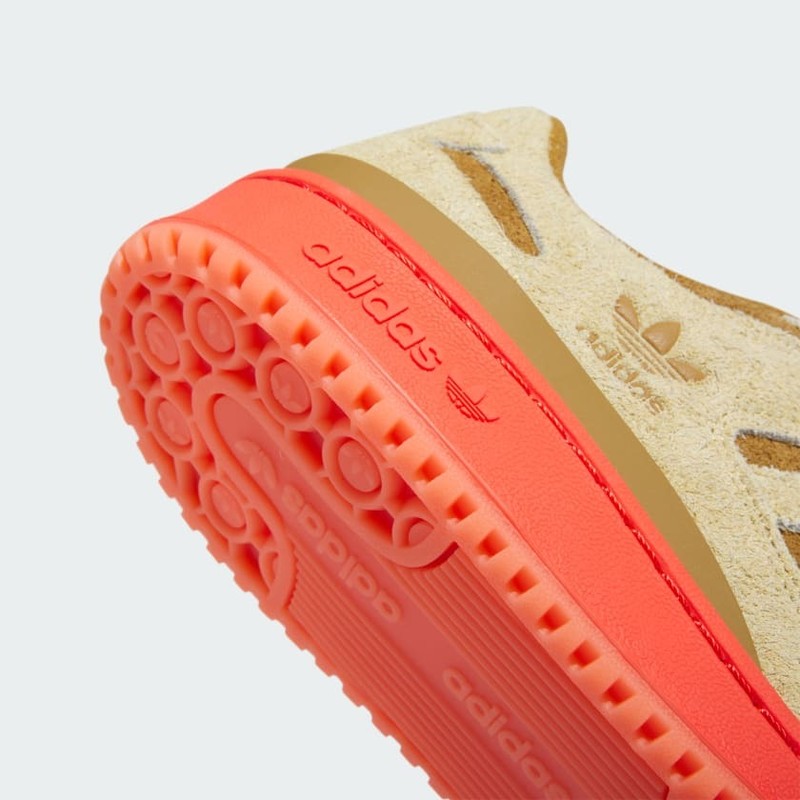 The Grinch x adidas Forum Low CL "Max" | ID8896
