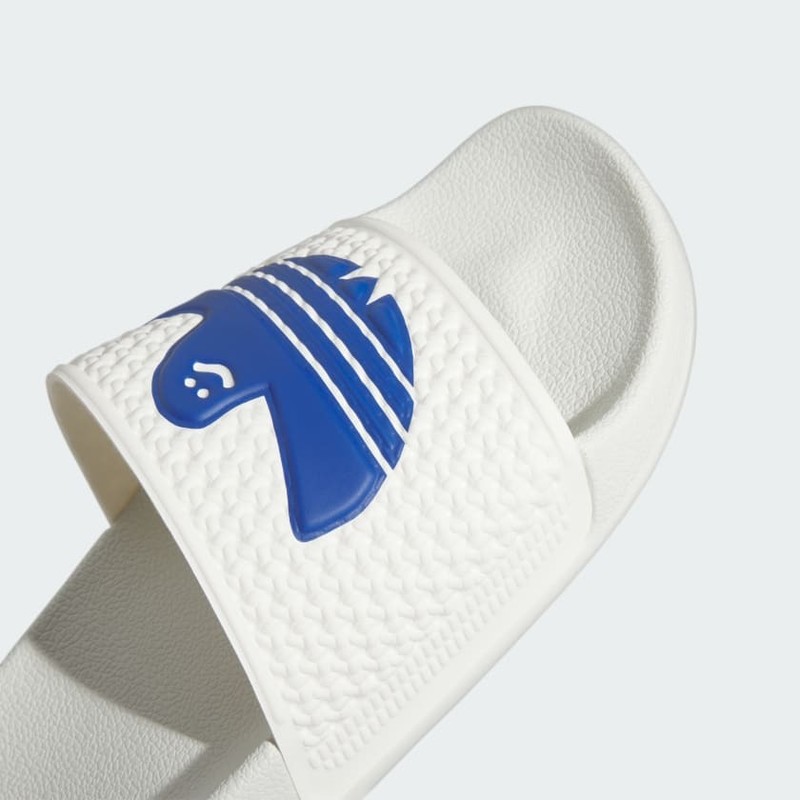 Mark Gonzales x adidas Shmoofoil Slides "White" | IE3086 Mark Gonzales x adidas Shmoofoil Slides "White" | IE3086