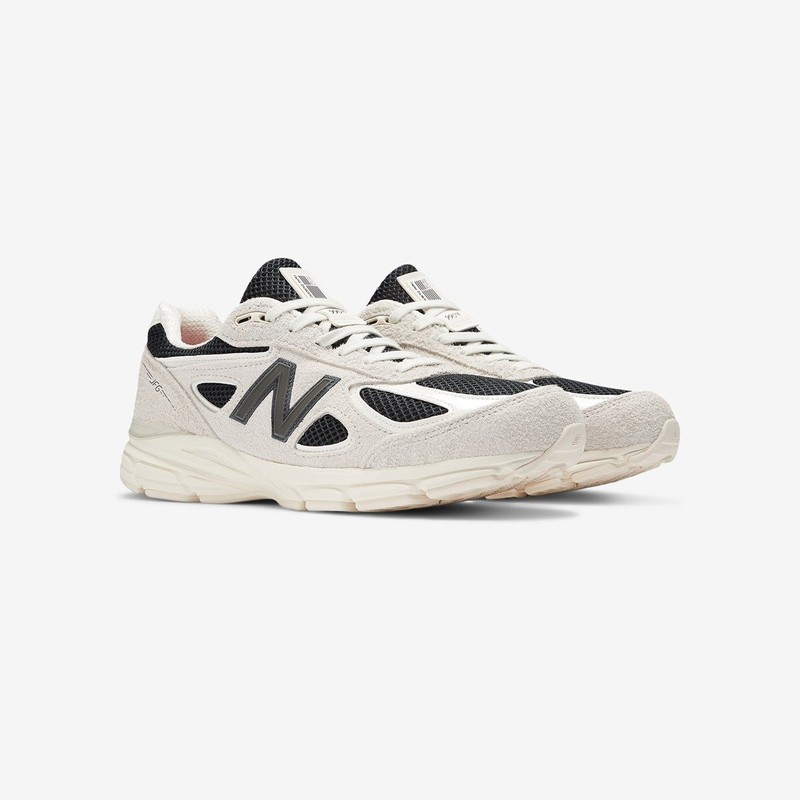 Joe Freshgoods x New Balance 990v4 "Marshmallow" | U990JR4