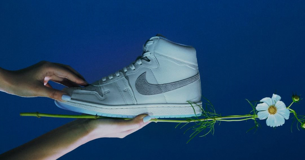 Der Forget-me-nots x Jordan Air Ship „From Bud To Flower“ ist eine Ode an die Verwandlung von Knospe zur Blüte Der Forget-me-nots x Jordan Air Ship „From Bud To Flower“ ist eine Ode an die Verwandlung von Knospe zur Blüte