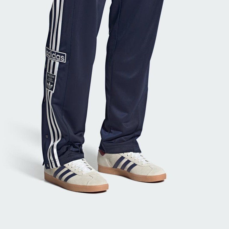 adidas Gazelle "Off White" | IE0546
