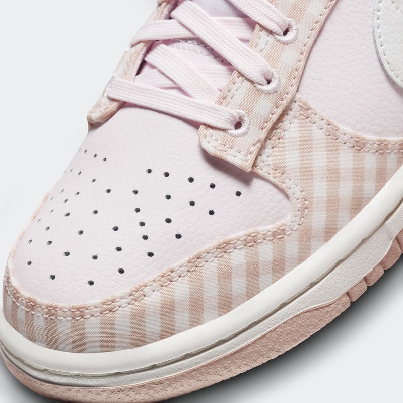 Nike Dunk Low "Pink Gingham" | FB9881-600