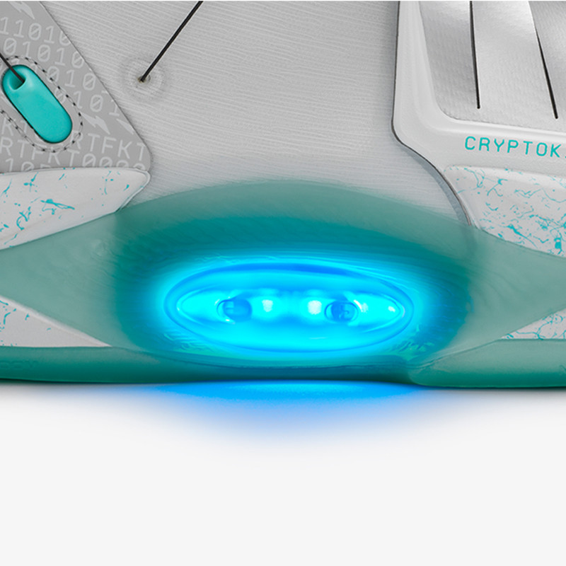 RTFKT x Nike Cryptokicks iRL "Ice" | FJ3883-100