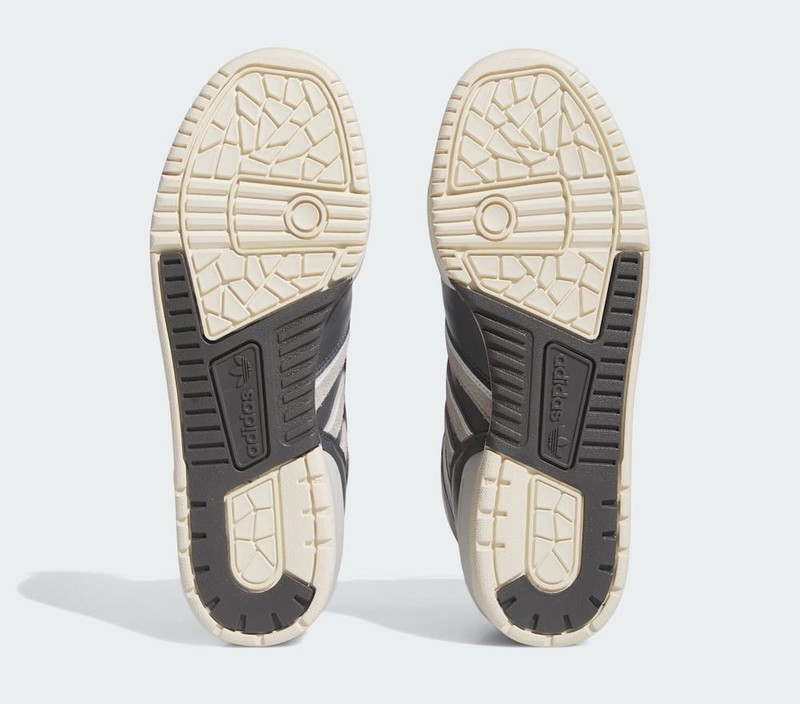 The Simpsons x adidas Rivalry High "Scratchy" | IE7565
