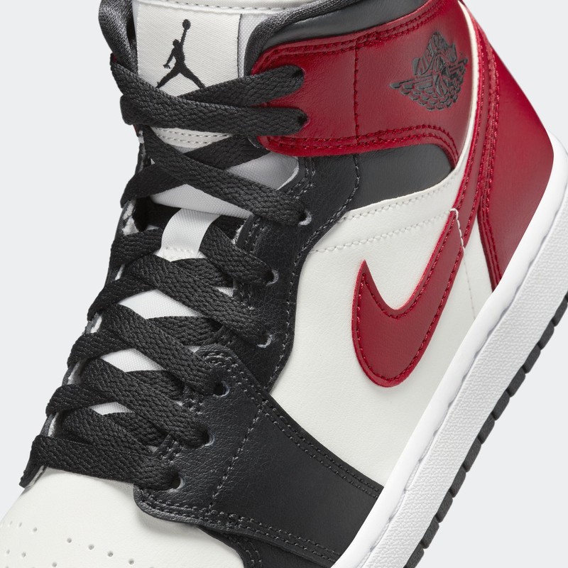 Air Jordan 1 Mid "Black Toe" | BQ6472-160