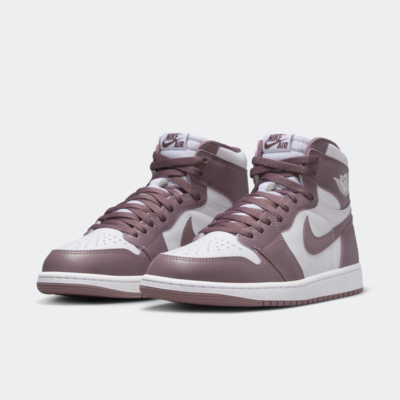 Air Jordan 1 High OG "Mauve" | DZ5485-105