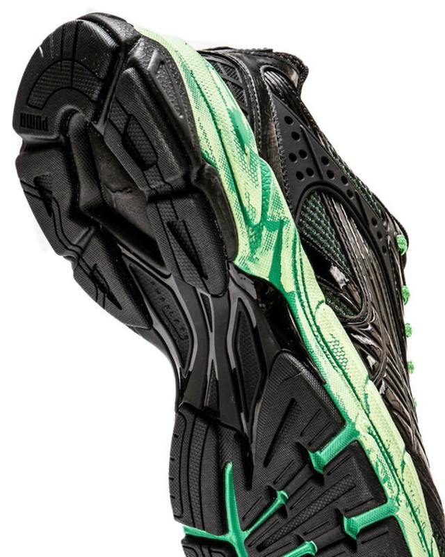Black Forest x Puma Velophasis "Grassy Green" | 394535-01