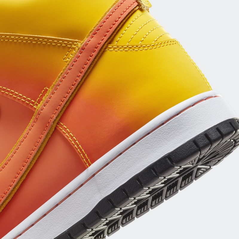 Nike SB Dunk High "Sweet Tooth" | FN5107-700