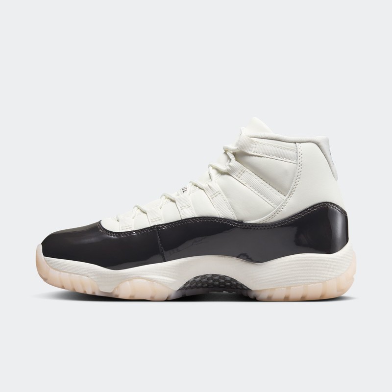 Air Jordan 11 "Neapolitan" | AR0715-101