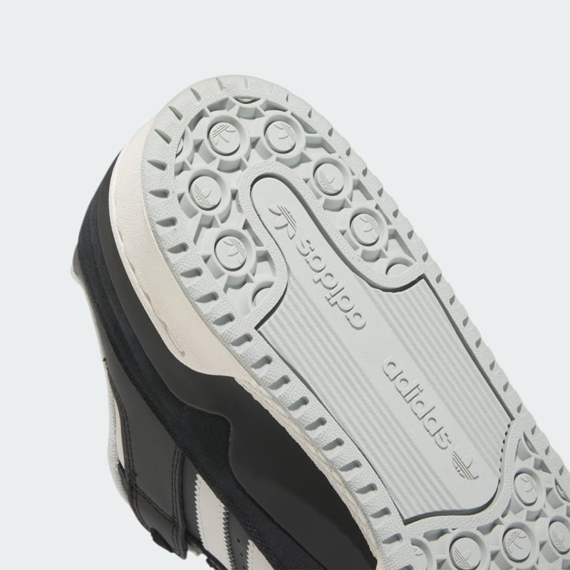 adidas Forum Low "Core Black" | IE7218 adidas Forum Low "Core Black" | IE7218