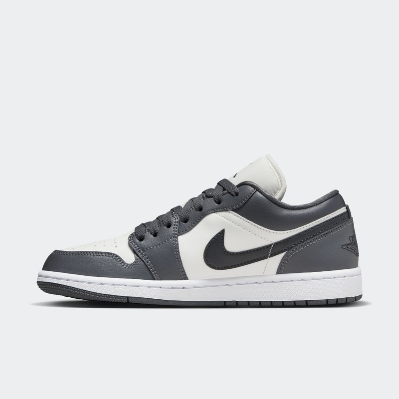 Air Jordan 1 Low "Off-Noir" | DC0774-102