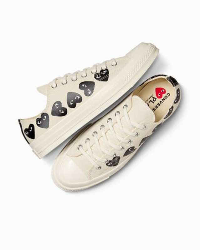 Comme des Garçons x Converse Chuck 70 Low "Multi Heart Milk" | A08150C