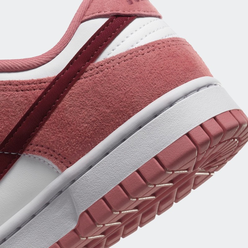 Nike Dunk Low "Valentine’s Day" (2024) | FQ7056-100