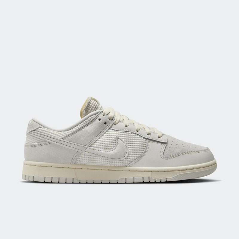 Nike Dunk Low "Greyscale" | HF4297-001