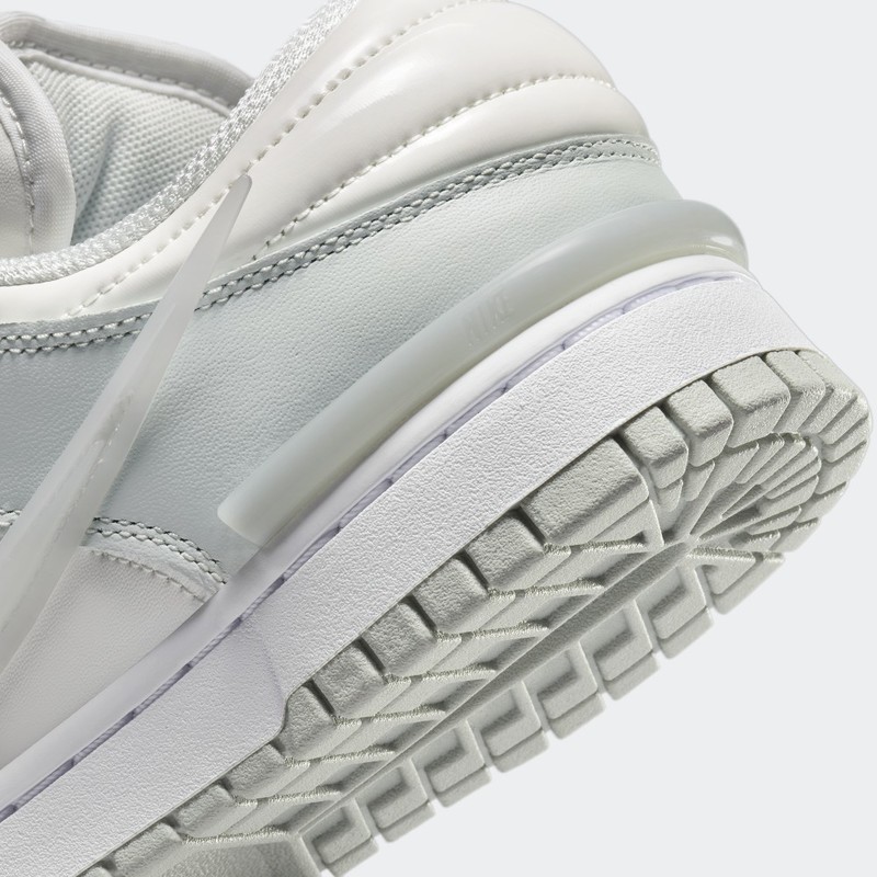 Nike Dunk Low Twist "Light Silver" | DZ2794-004