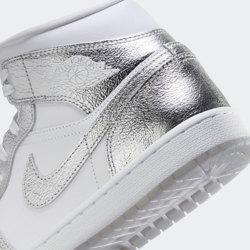 Air Jordan 1 Mid "Chrome" | FN5031-100